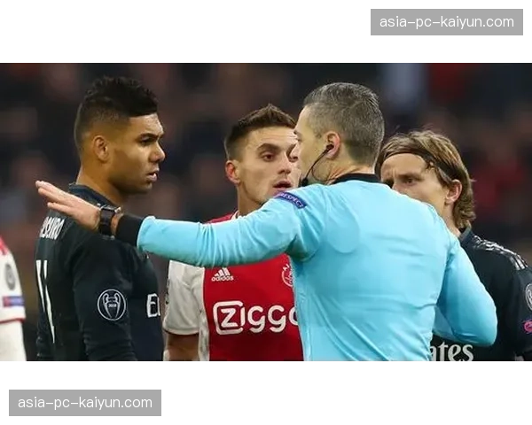 欧足联考虑引入脑震荡临时换人规则，球员健康保护成优先议题